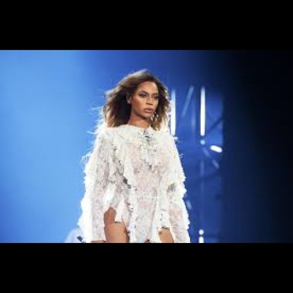 Sexy Ruffle Top - Picture 7 of 7